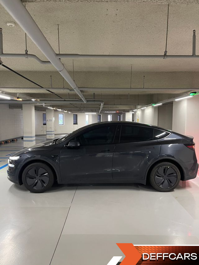 Tesla MODEL Y RWD купить на сайте DeffCars