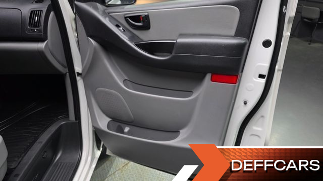 Hyundai STAREX Van 3-Seater Style купить на сайте DeffCars