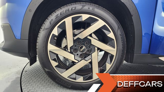 Mini COUNTRYMAN ALL4 Favoured купить на сайте DeffCars