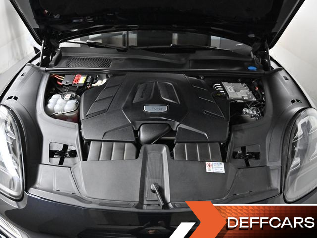 Porsche CAYENNE 3.0 PLATINUM EDITION купить на сайте DeffCars