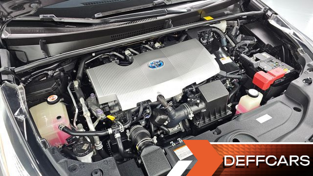 Toyota PRIUS 1.8 E купить на сайте DeffCars