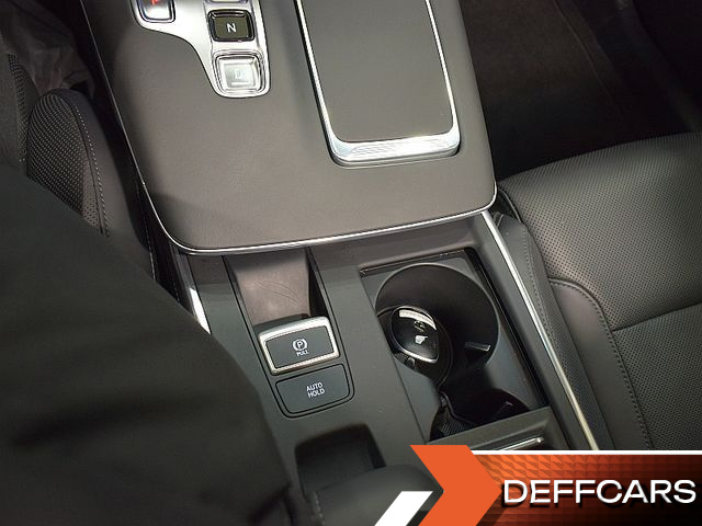 Hyundai GRANDEUR 2.5 Calligraphy купить на сайте DeffCars
