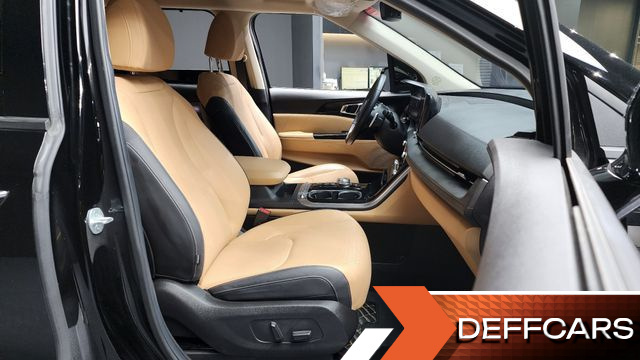 Kia CARNIVAL Gasoline 9-Seater Signature купить на сайте DeffCars