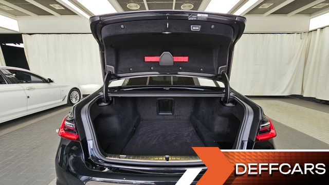 BMW 7-SERIES 740i Design Pure Excellence купить на сайте DeffCars