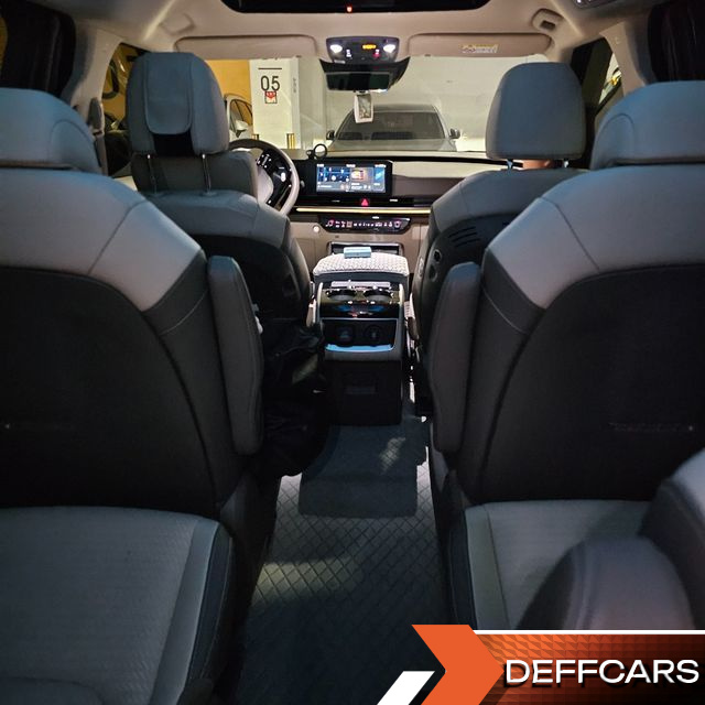 Kia CARNIVAL HEV 9-Seater Hi-Limousine Signature купить на сайте DeffCars