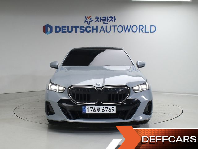 BMW 5-SERIES 530e M Sport купить на сайте DeffCars
