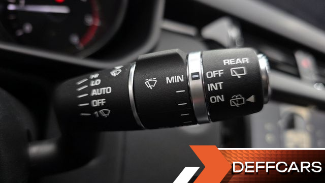 Land Rover DISCOVERY 2.0 SD4 SE купить на сайте DeffCars