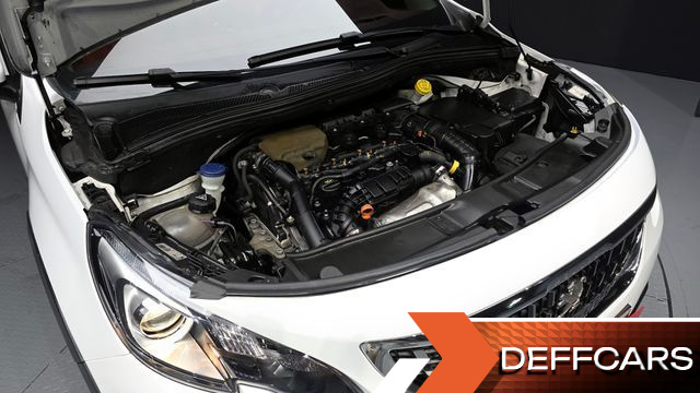Peugeot 2008 1.5 BlueHDi Allure купить на сайте DeffCars