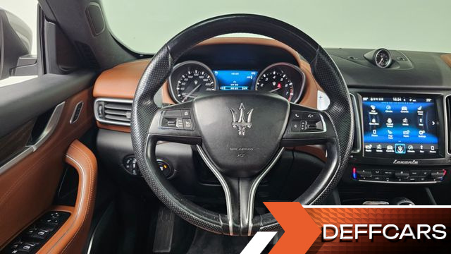 Maserati LEVANTE 3.0 AWD Premium купить на сайте DeffCars