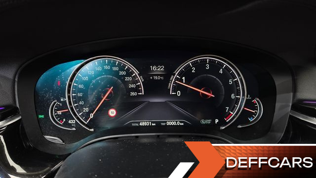 BMW 5-SERIES 520i Luxury купить на сайте DeffCars