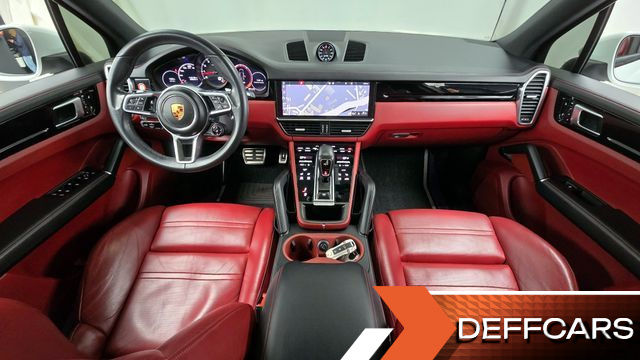 Porsche CAYENNE 3.0 купить на сайте DeffCars