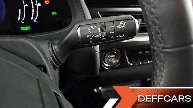 Lexus UX 2.0 2WD купить на сайте DeffCars