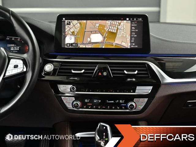 BMW 5-SERIES 523d xDrive Luxury купить на сайте DeffCars