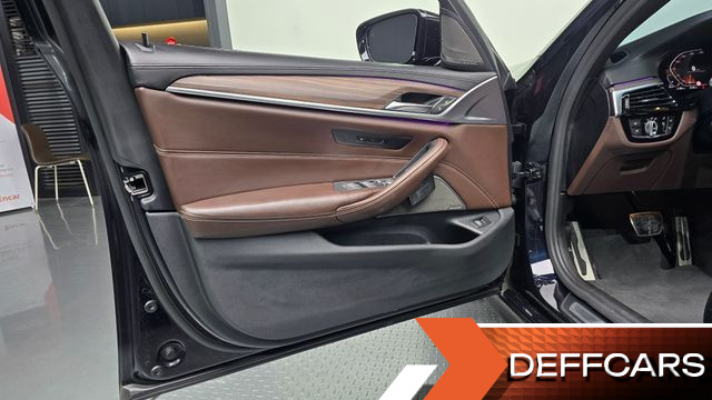 BMW 5-SERIES 520d M Sport Package Plus купить на сайте DeffCars