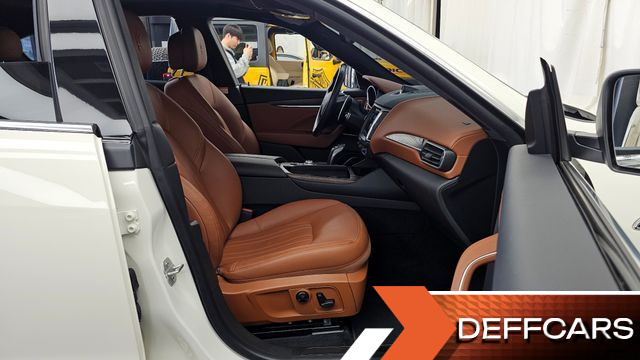 Maserati LEVANTE 3.0 AWD купить на сайте DeffCars