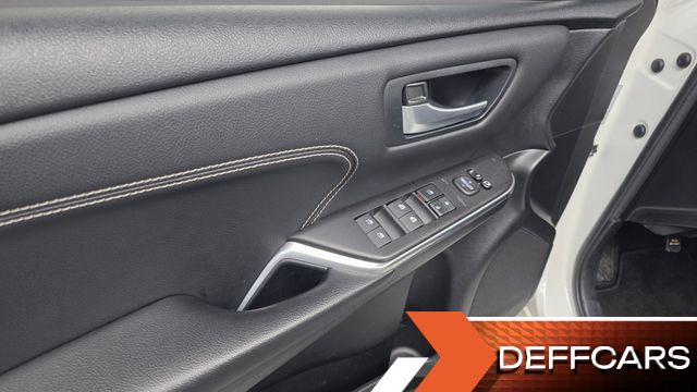 Toyota CAMRY Hybrid XLE купить на сайте DeffCars