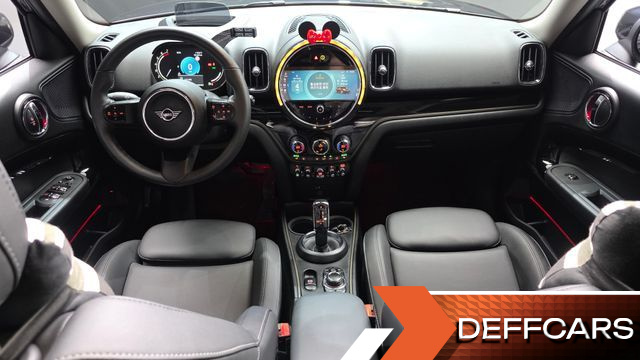 Mini COUNTRYMAN Classic Plus Launch Pack 2nd Gen купить на сайте DeffCars