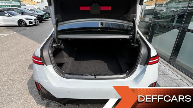 BMW 5-SERIES 520i M Sport купить на сайте DeffCars