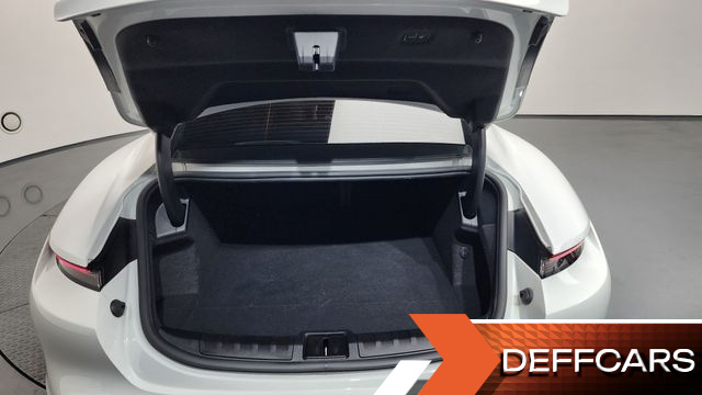 Porsche TAYCAN Base купить на сайте DeffCars