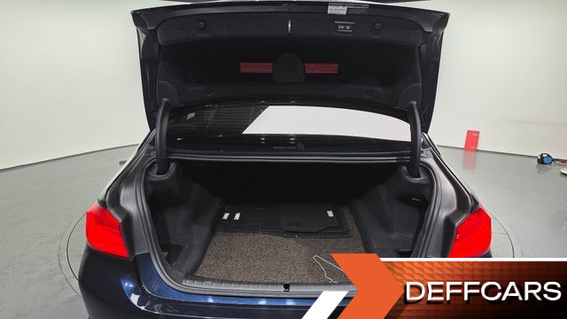 BMW 5-SERIES 520d xDrive Luxury Plus купить на сайте DeffCars