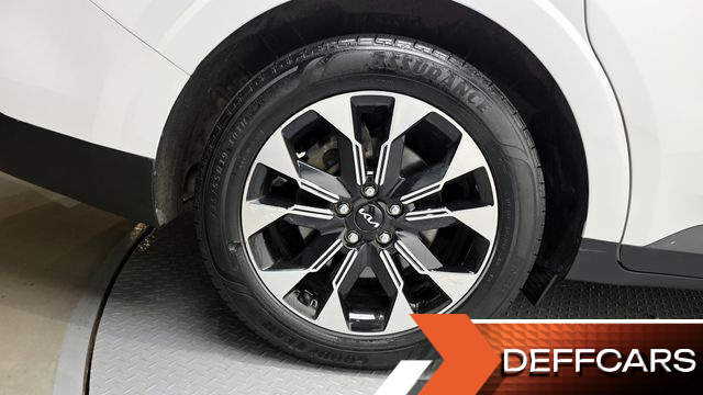 Kia CARNIVAL 9-Seater Noblesse купить на сайте DeffCars