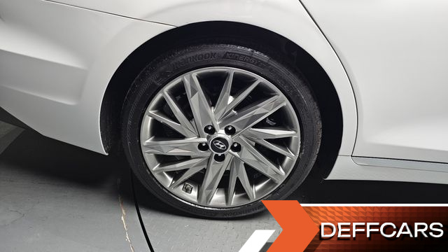 Hyundai GRANDEUR 2.5 Calligraphy купить на сайте DeffCars