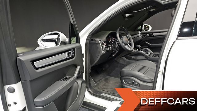 Porsche CAYENNE 3.0 PLATINUM EDITION купить на сайте DeffCars