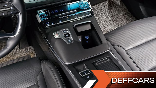 Hyundai GRANDEUR 2.5 Premium Choice купить на сайте DeffCars
