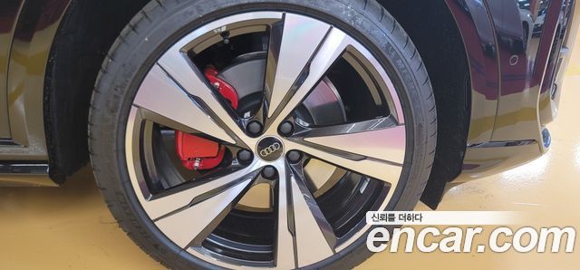 Audi Q5 40 TDI Quattro S Line Black Edition купить на сайте DeffCars