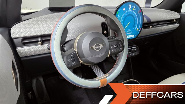 Mini COOPER Favoured купить на сайте DeffCars