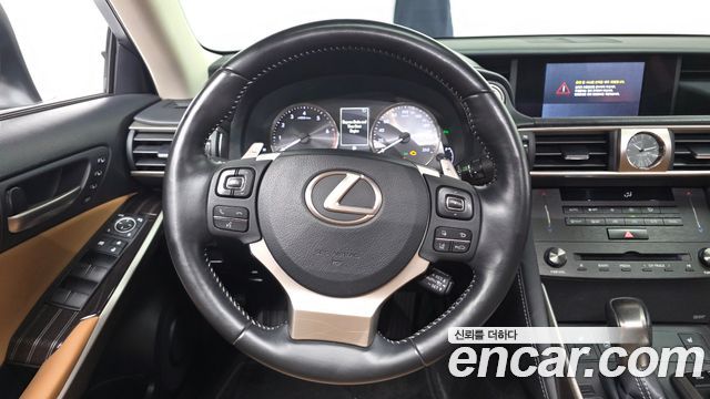 Lexus IS Supreme купить на сайте DeffCars