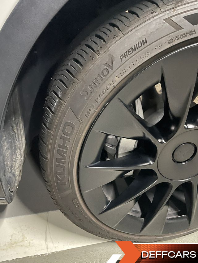 Tesla MODEL Y Long Range AWD купить на сайте DeffCars