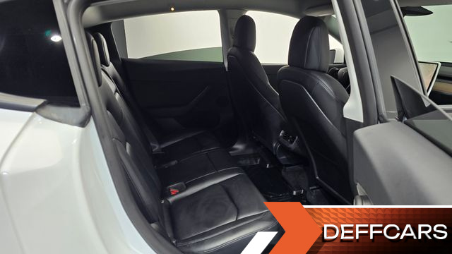 Tesla MODEL Y Long Range AWD купить на сайте DeffCars