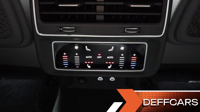 Audi Q8 55 TFSI Quattro Premium купить на сайте DeffCars