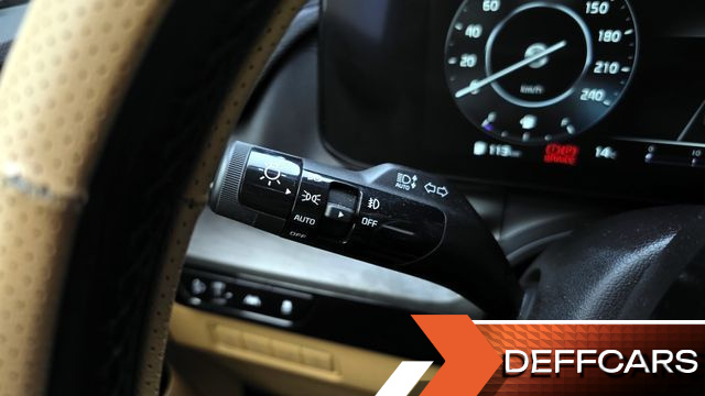 Kia CARNIVAL Gasoline 9-Seater Signature купить на сайте DeffCars