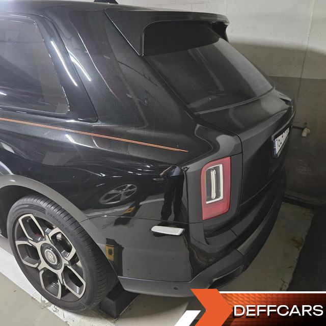 Rolls-Royce CULLINAN 6.7 V12 Black Badge купить на сайте DeffCars