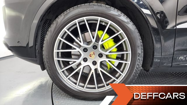Porsche CAYENNE 3.0 E-HYBRID PLATINUM EDITION купить на сайте DeffCars