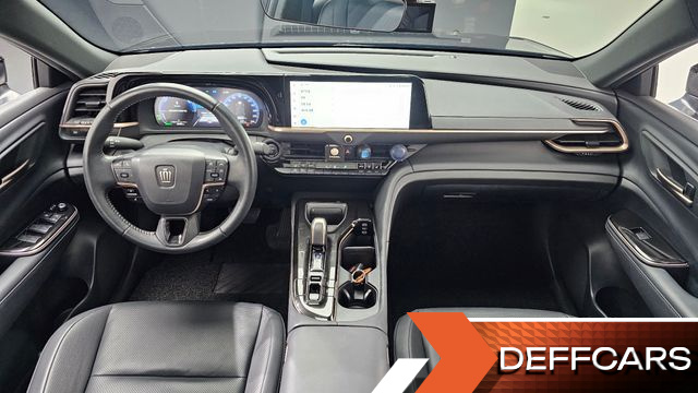 Toyota CROWN 2.5 4WD Hybrid купить на сайте DeffCars