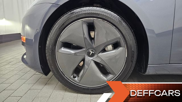 Tesla MODEL 3 Long Range AWD купить на сайте DeffCars