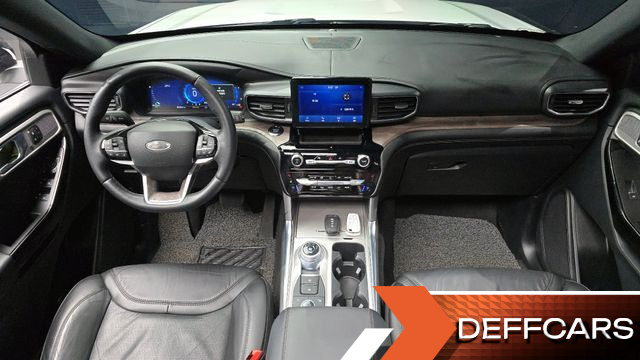 Ford EXPLORER 3.0 Platinum 4WD купить на сайте DeffCars