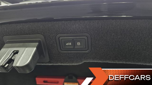 Audi A8 60 TFSI Quattro LWB купить на сайте DeffCars