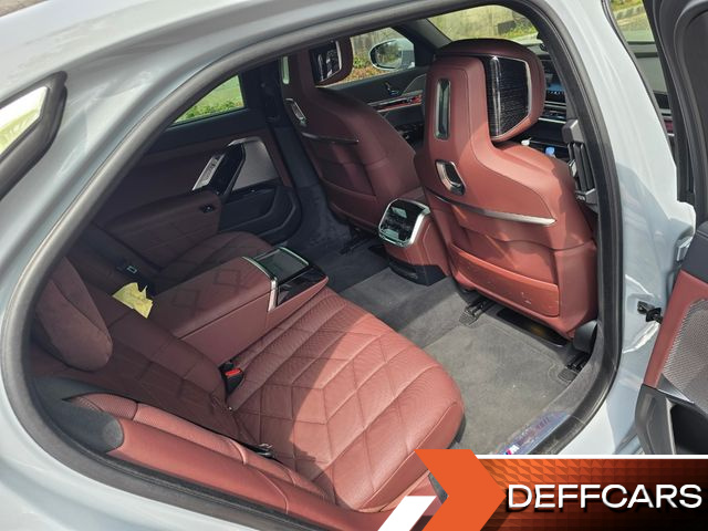 BMW 7-SERIES 740d xDrive M Sport купить на сайте DeffCars