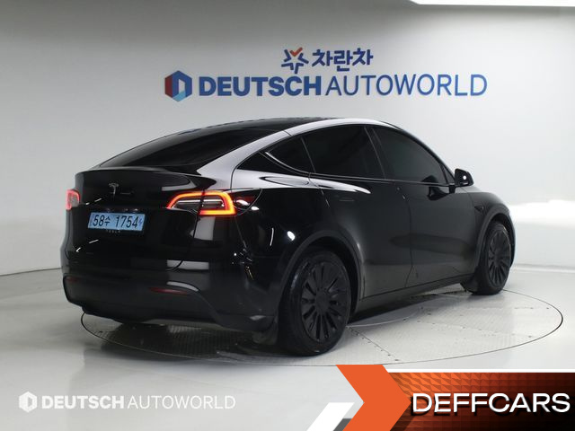 Tesla MODEL Y RWD купить на сайте DeffCars