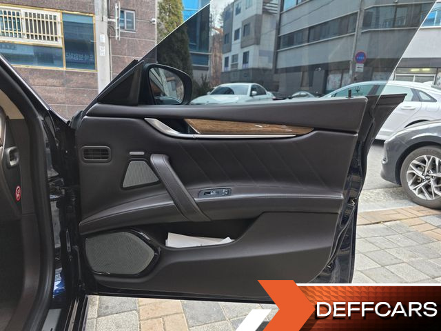 Maserati GHIBLI 3.0 Diesel GranLusso 3rd купить на сайте DeffCars