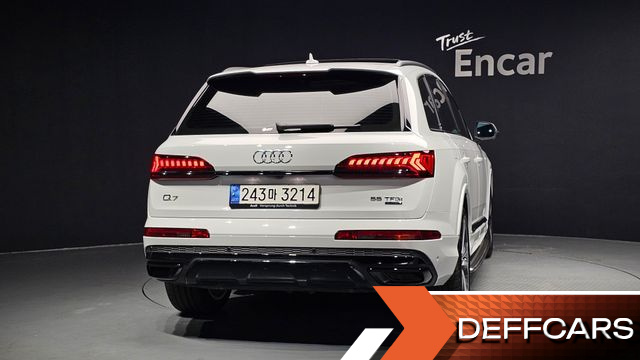 Audi Q7 55 TFSI Quattro Premium купить на сайте DeffCars