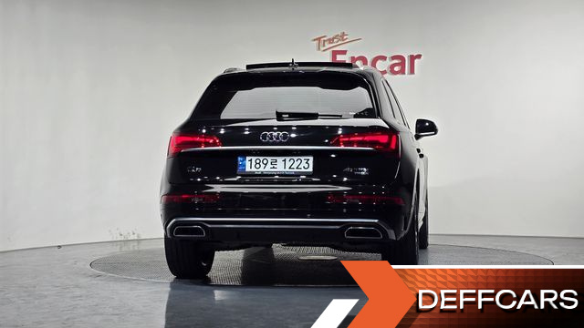 Audi Q5 45 TFSI Quattro Premium купить на сайте DeffCars