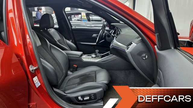 BMW 3-SERIES 320i M Sport купить на сайте DeffCars