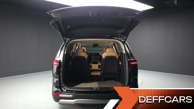 Kia CARNIVAL Gasoline 9-Seater Signature купить на сайте DeffCars