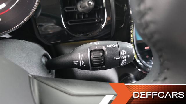 Mini COOPER 5Door Classic Launch Pack Third Generation купить на сайте DeffCars