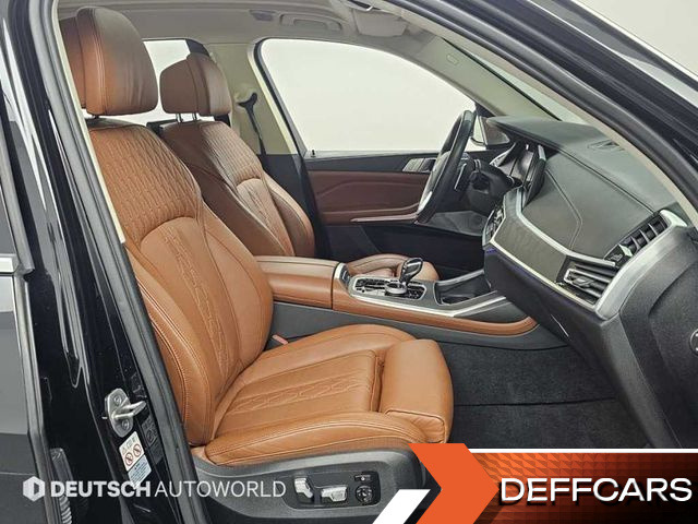 BMW X7 xDrive 40i Design Pure Excellence 6-Seater купить на сайте DeffCars